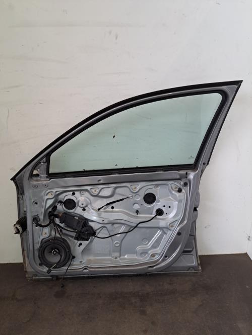 Image Porte avant droit - VOLKSWAGEN PASSAT 4