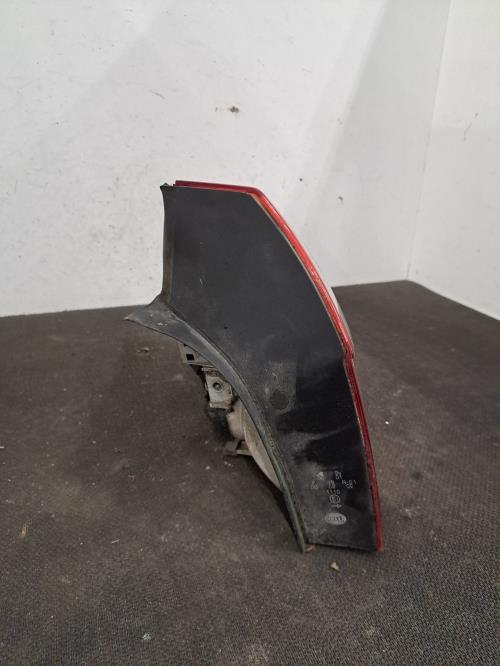 Image Feu arriere principal droit (feux) - AUDI A4 2