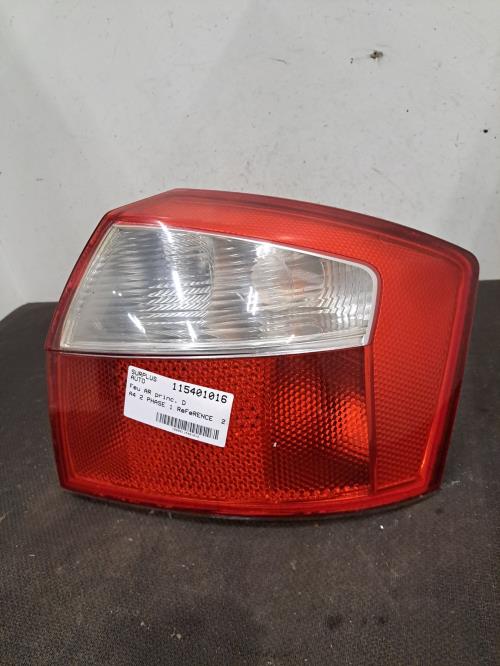 Image Feu arriere principal droit (feux) - AUDI A4 2