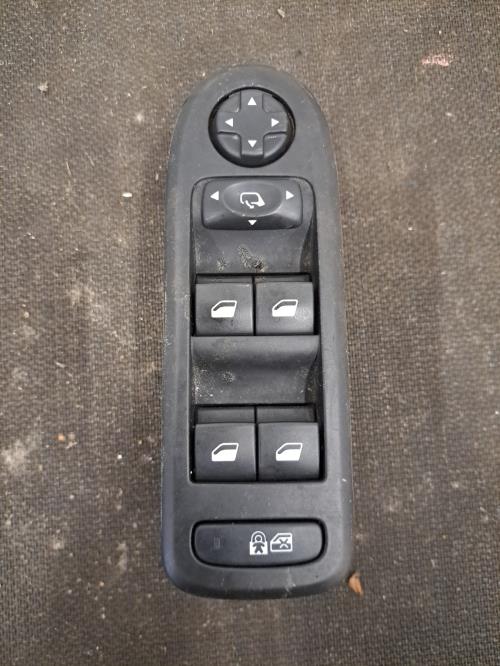 Image Interrupteur de leve vitre avant gauche - PEUGEOT 508 1 SW