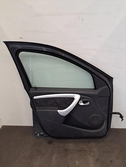Image Porte avant gauche - DACIA SANDERO 1