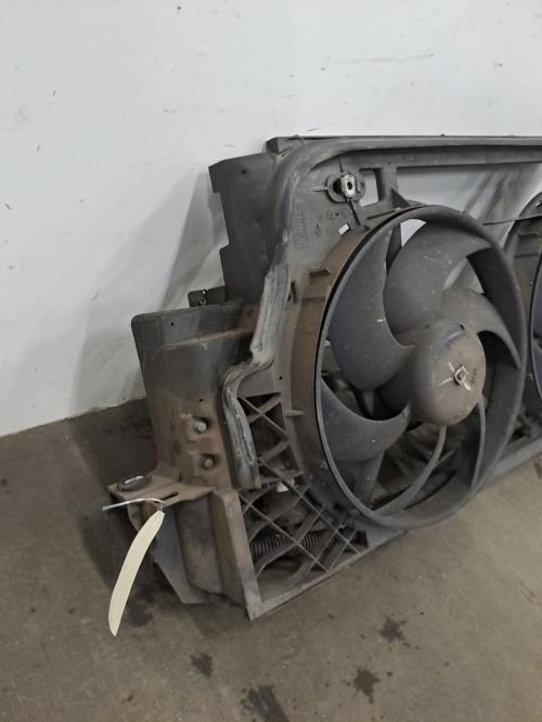 Image Moto ventilateur radiateur - RENAULT SAFRANE