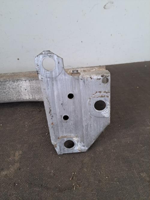 Image Renfort pare choc avant (traverse) - RENAULT CLIO 3