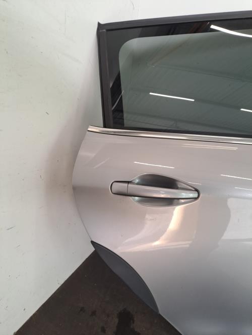 Image Porte arriere droit - PEUGEOT 2008 1
