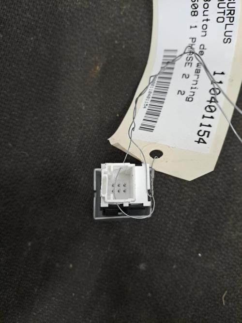 Image Bouton de warning - PEUGEOT 508 1