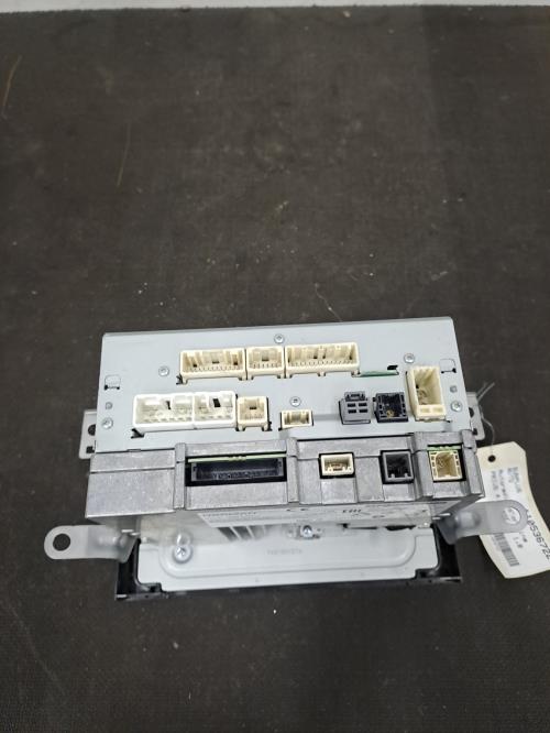 Image Autoradio d'origine - TOYOTA PRIUS 4