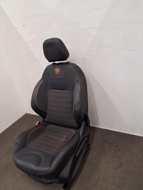 Image Interieur complet - PEUGEOT 208 1