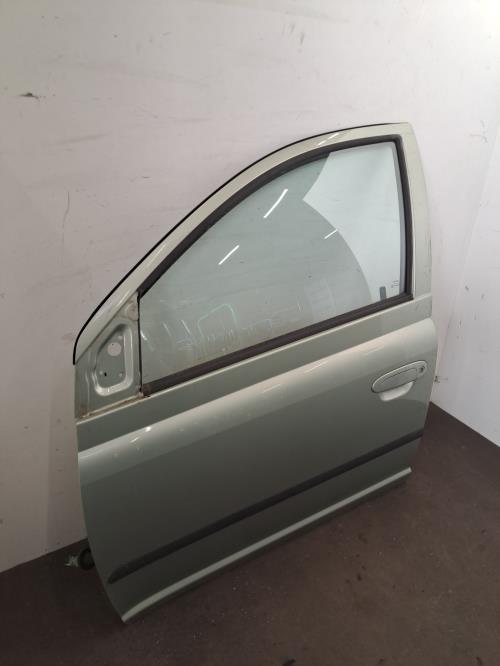 Image Porte avant gauche - TOYOTA YARIS 1