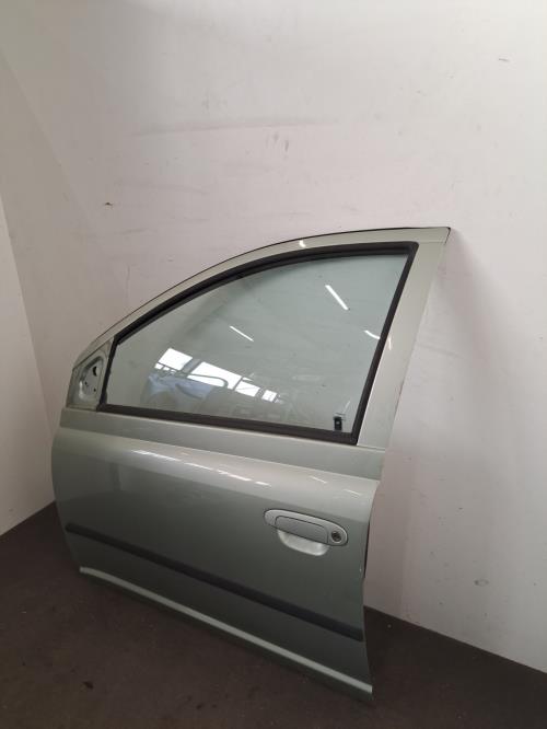 Image Porte avant gauche - TOYOTA YARIS 1