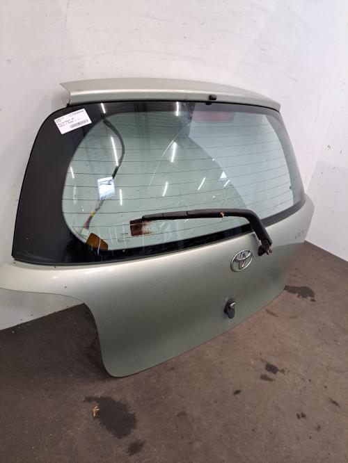Image Malle/Hayon arriere - TOYOTA YARIS 1