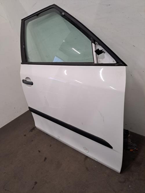 Image Porte avant droit - SKODA FABIA 2