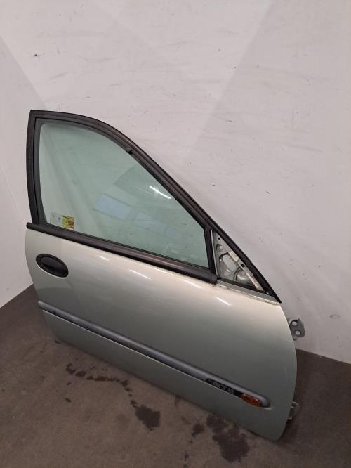 Image Porte avant droit - RENAULT LAGUNA 1
