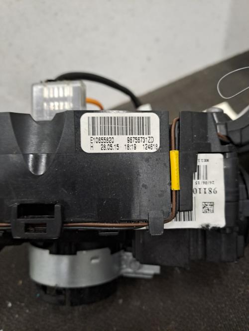 Image Com (Bloc Contacteur Tournant+Commodo Essuie Glace+Commodo Phare) - PEUGEOT 308 2