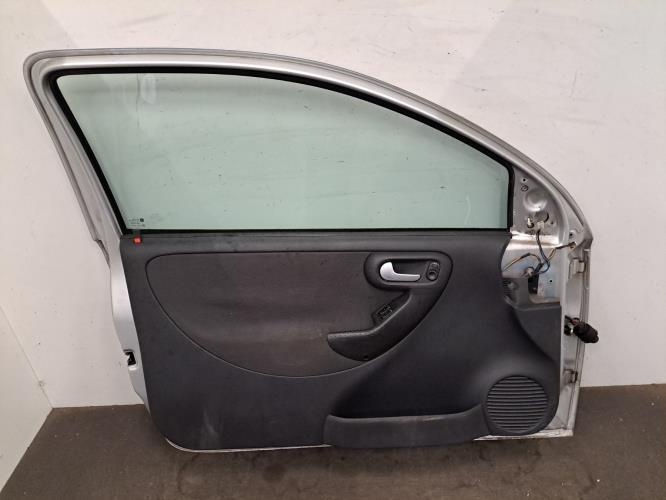Image Porte avant gauche - OPEL CORSA C