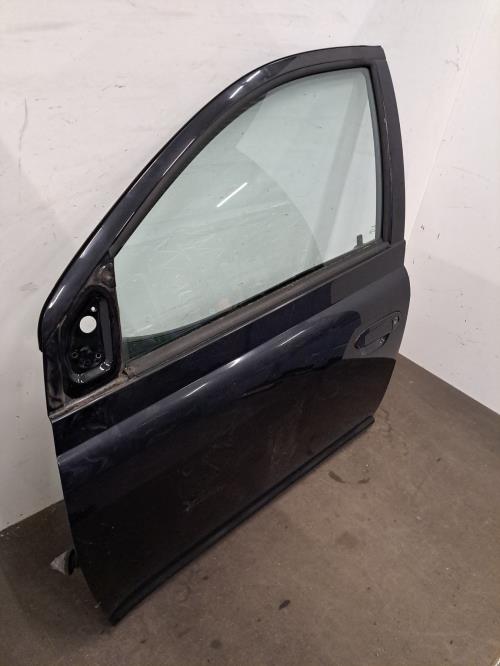 Image Porte avant gauche - TOYOTA YARIS 1