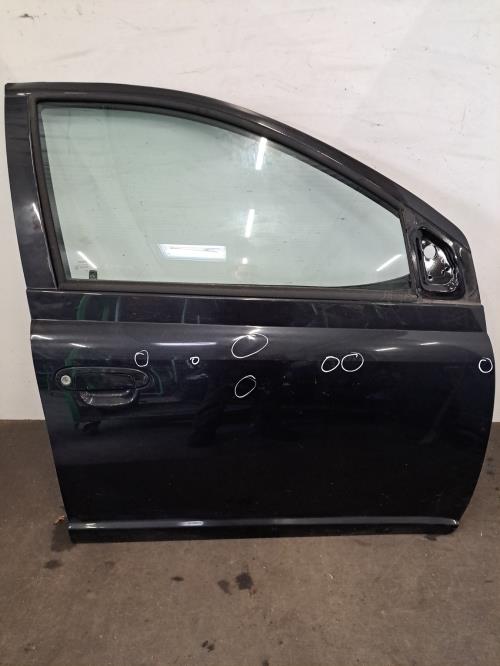Image Porte avant droit - TOYOTA YARIS 1