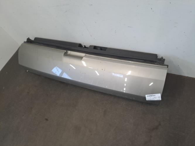Image Hayon inferieur - PEUGEOT 3008 1
