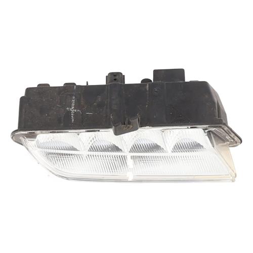 Image Feu diurne avant droit - RENAULT CLIO 4