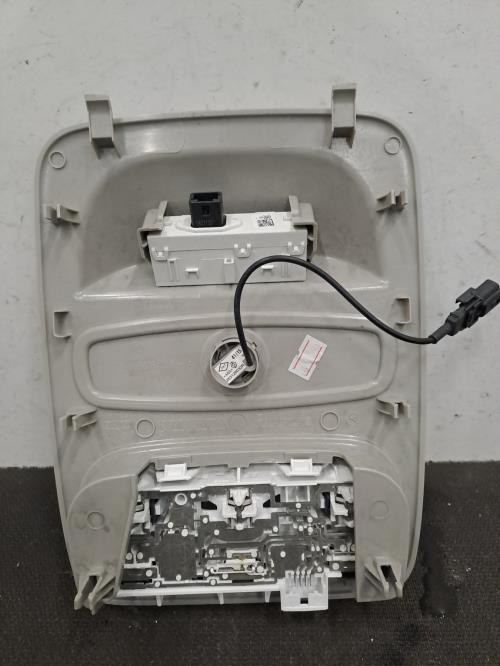 Image Eclairage de plafonnier - RENAULT CLIO 4