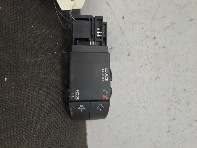 Image Commande autoradio - RENAULT CLIO 4