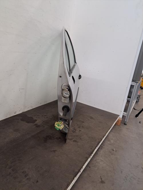 Image Porte avant gauche - PEUGEOT 207