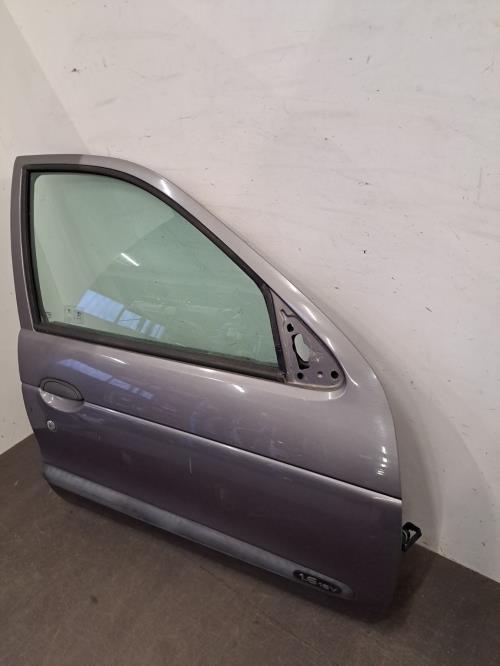 Image Porte avant droit - RENAULT MEGANE 1