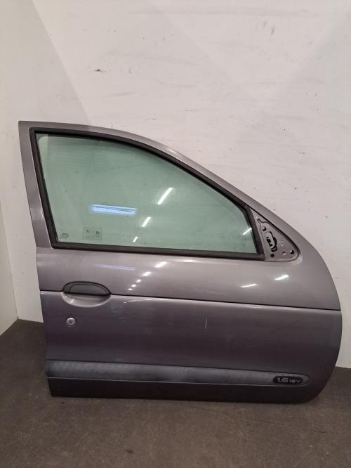 Image Porte avant droit - RENAULT MEGANE 1