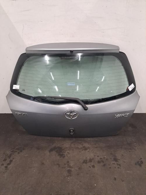 Image Malle/Hayon arriere - TOYOTA YARIS 2