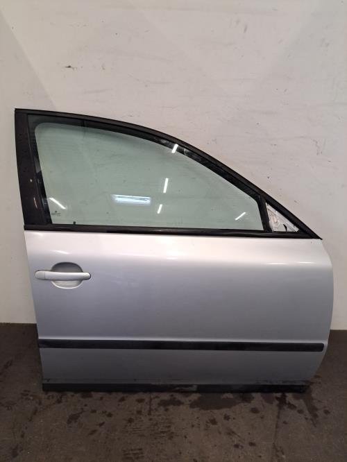 Image Porte avant droit - VOLKSWAGEN PASSAT 4