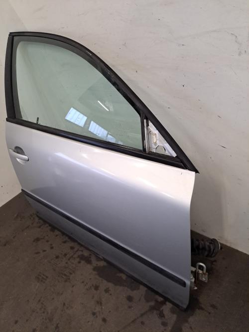 Image Porte avant droit - VOLKSWAGEN PASSAT 4