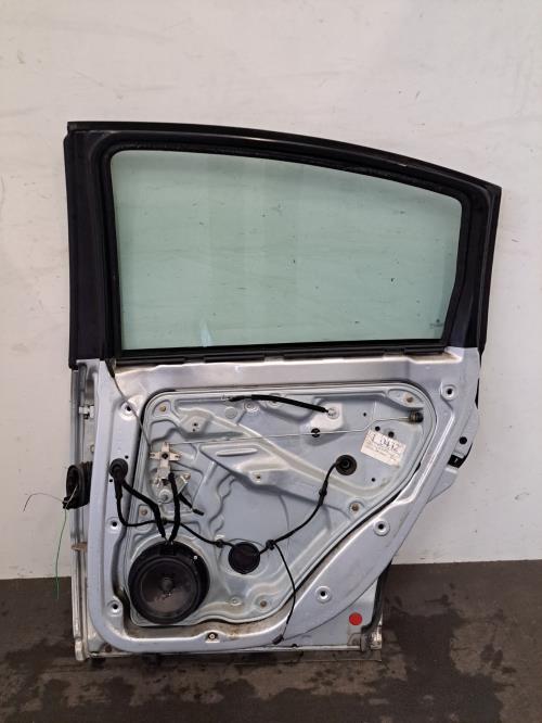 Image Porte arriere droit - VOLKSWAGEN PASSAT 4