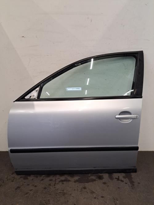 Image Porte avant gauche - VOLKSWAGEN PASSAT 4