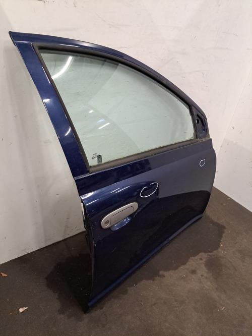 Image Porte avant droit - TOYOTA YARIS 1