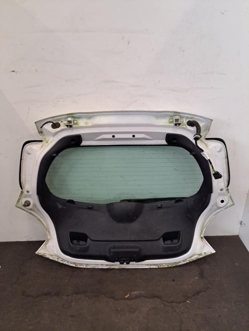 Image Malle/Hayon arriere - PEUGEOT 208 1