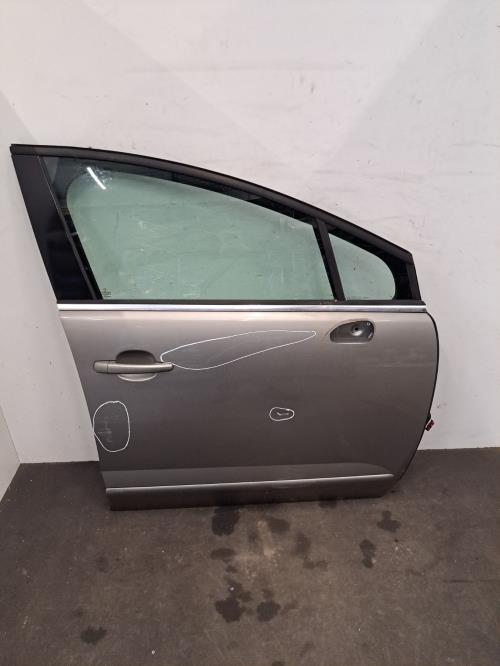 Image Porte avant droit - PEUGEOT 5008 1