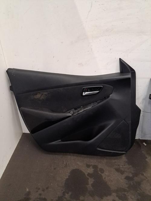 Image Interieur complet - MAZDA 2 3