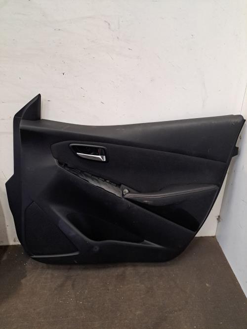Image Interieur complet - MAZDA 2 3