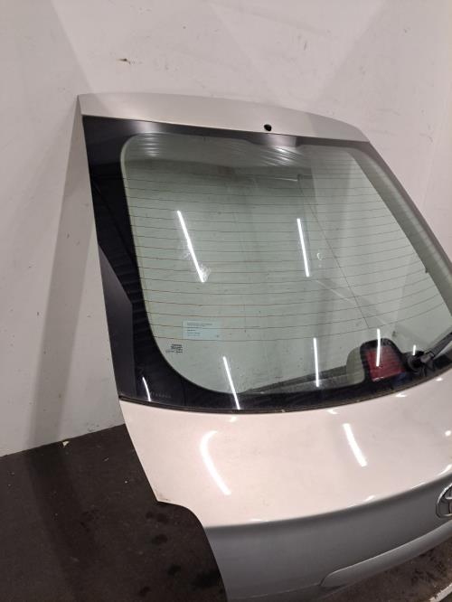Image Malle/Hayon arriere - TOYOTA AVENSIS 2