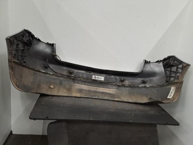 Image Pare choc arriere - VOLKSWAGEN GOLF 5
