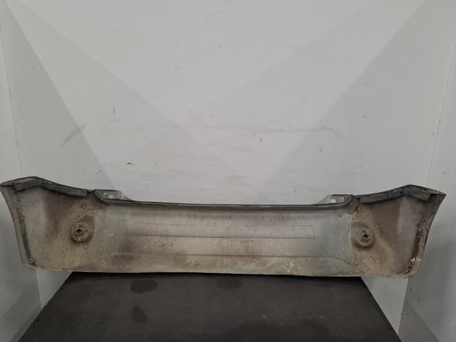Image Pare choc arriere - FORD FIESTA 5
