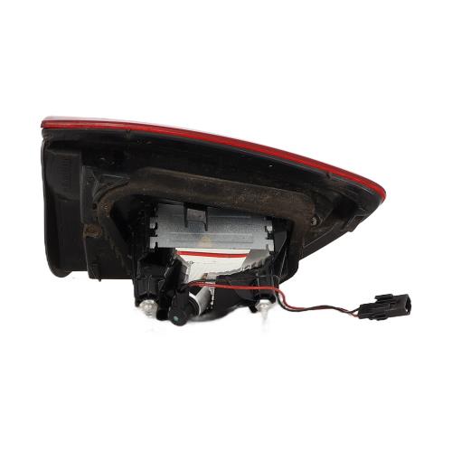 Image Feu arriere secondaire droit (feux) - RENAULT CLIO 4