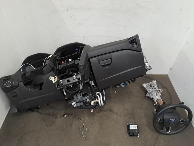 Image Planche de bord complete - FORD FOCUS 3