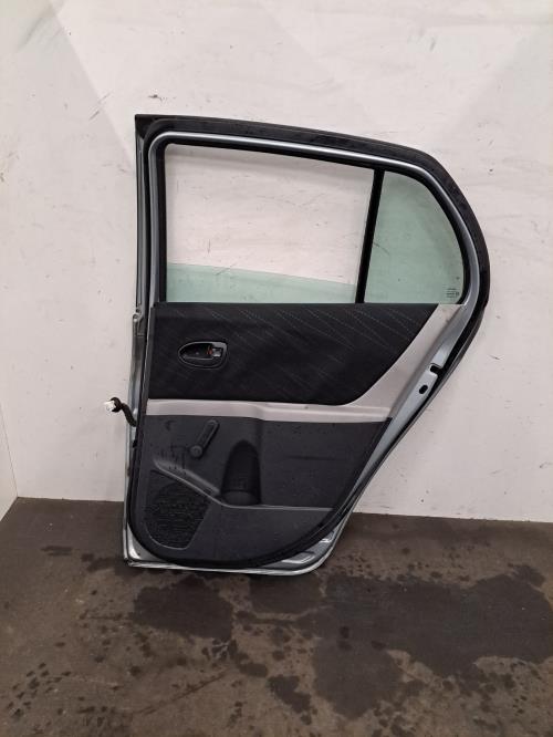 Image Porte arriere droit - TOYOTA YARIS 2