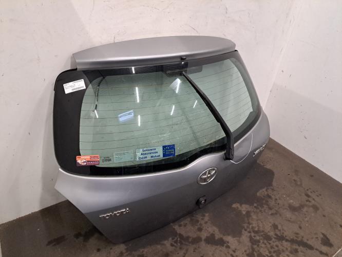 Image Malle/Hayon arriere - TOYOTA YARIS 2