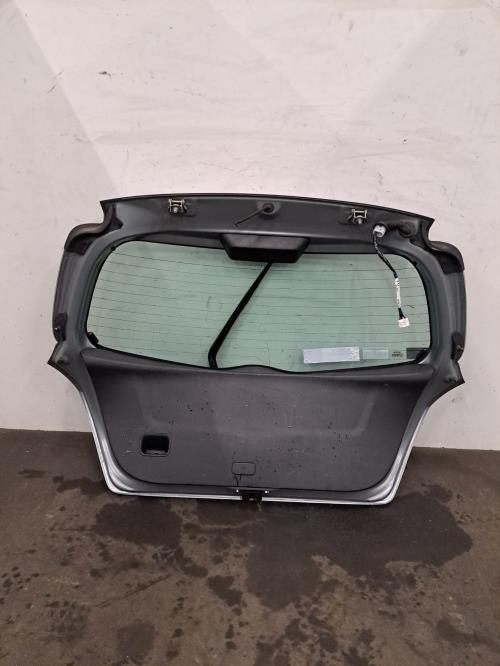 Image Malle/Hayon arriere - TOYOTA YARIS 2