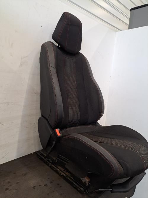 Image Interieur complet - PEUGEOT 308 2