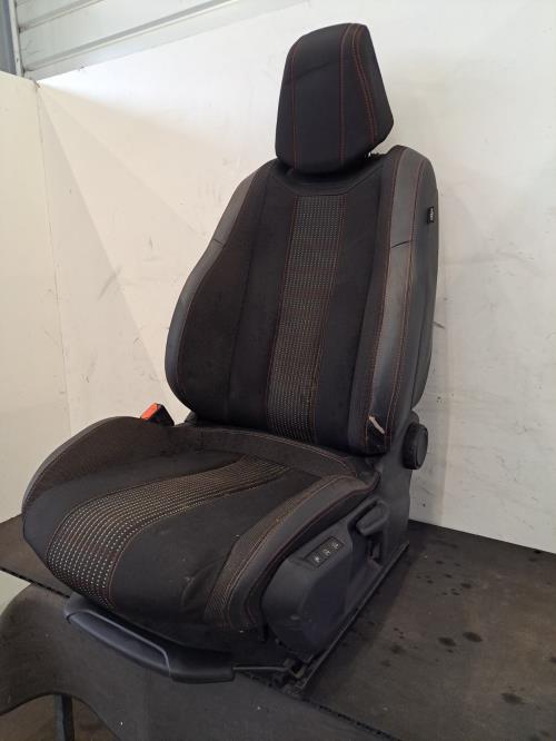 Image Interieur complet - PEUGEOT 308 2