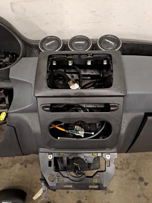 Image Planche de bord complete - DACIA DUSTER 2