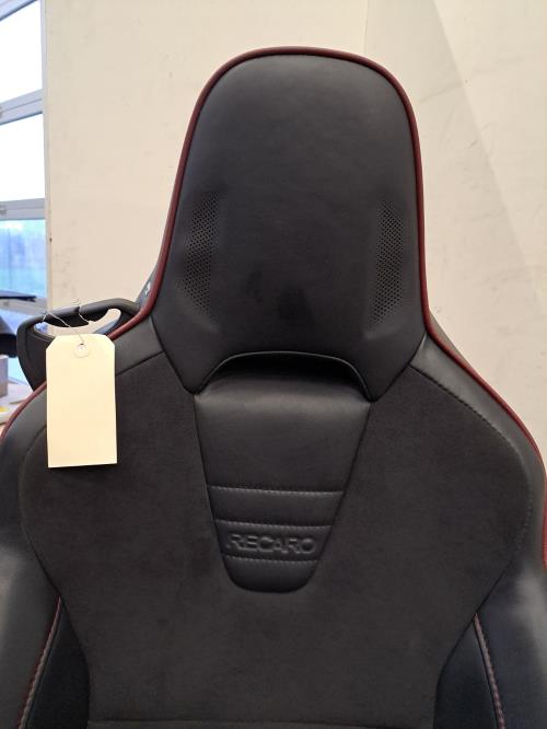 Image Siege avant droit - MAZDA MX5 4
