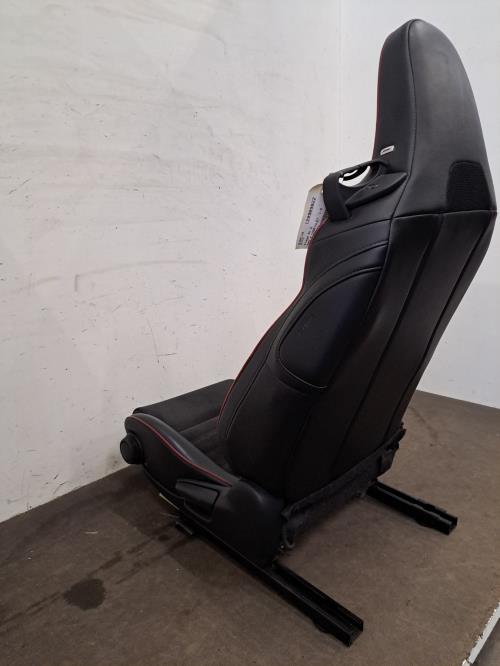 Image Siege avant gauche - MAZDA MX5 4